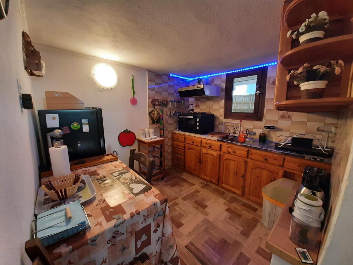 Chiona΄S Apartments By The Sea Paleo Trikeri Extérieur photo